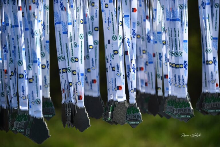 Pelplin Forest Run 2025 – leśne ścieżki, sportowe emocje i świetna atmosfera! – zdjęcie 11