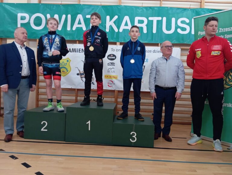 Turniej o Puchar Starosty Kartuskiego i Prezesa POZZ w zapasach w stylu klasycznym Sierakowice 12.04.2025 r. – zdjęcie 13