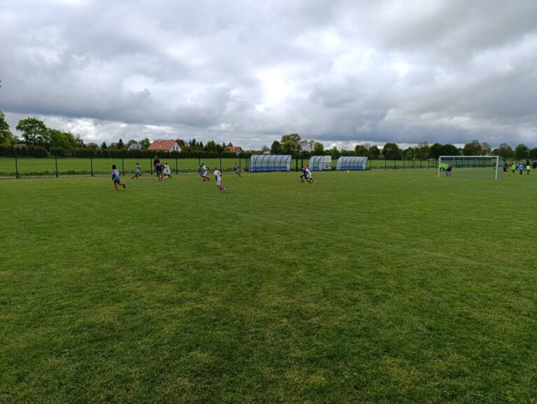 BASE GROUP CUP U-9 w Osicach – emocje, rywalizacja i wielkie piłkarskie serce! – zdjęcie 3
