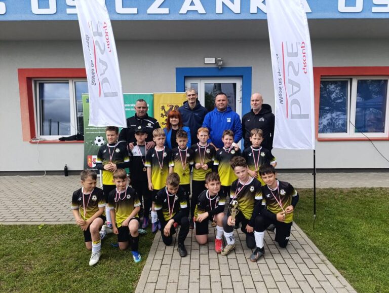 BASE GROUP CUP U-9 w Osicach – emocje, rywalizacja i wielkie piłkarskie serce! – zdjęcie 7
