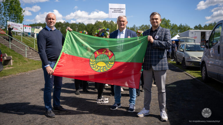 VII Pomorska Spartakiada Kulturalno – Rekreacyjna KGW o Puchar Ministra Rolnictwa i Rozwoju Wsi Chmielno, 24 maja 2025 rok – zdjęcie 1