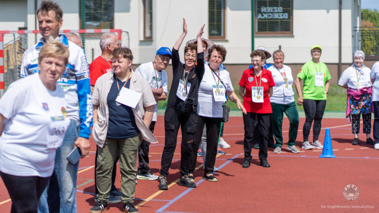III Wojewódzka Spartakiada Sportów Ludowych Seniorów 60+ Łebcz, 5 Czerwiec 2025 rok – zdjęcie 18