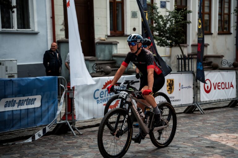Rowerowa adrenalina i malownicze trasy – tak wyglądał Autopartner MTB Pomerania Maraton w Gniewie! – zdjęcie 4