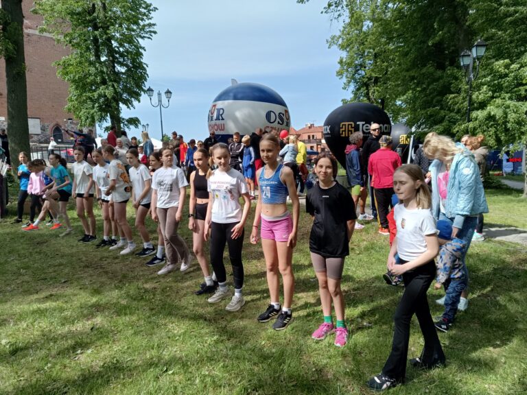 Sportowe emocje w Człuchowie! XXXII Bieg Tura im. Henryka Pliszki już za nami – zdjęcie 3
