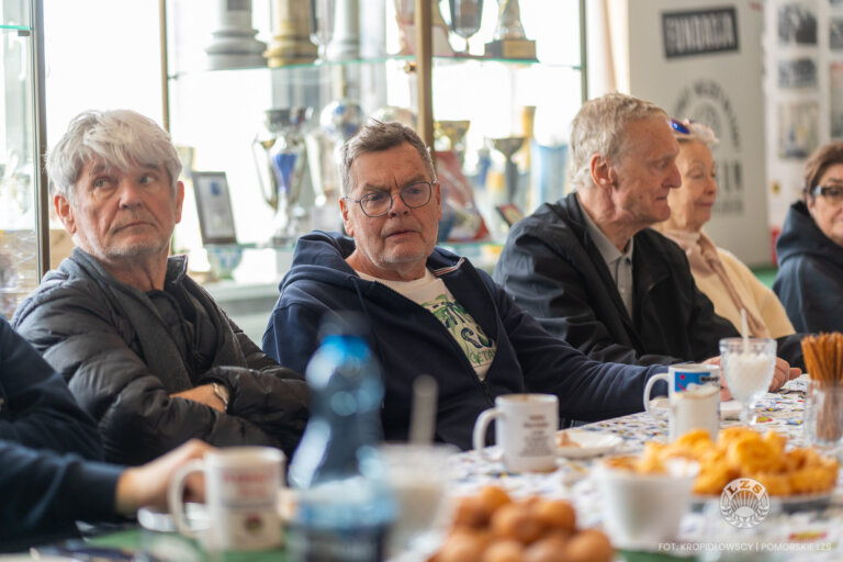 Na ziemi puckiej o przyszłości sportu i zdrowia – szerokie spotkanie środowisk naukowych i praktyków z udziałem Pomorskiego LZS – zdjęcie 4