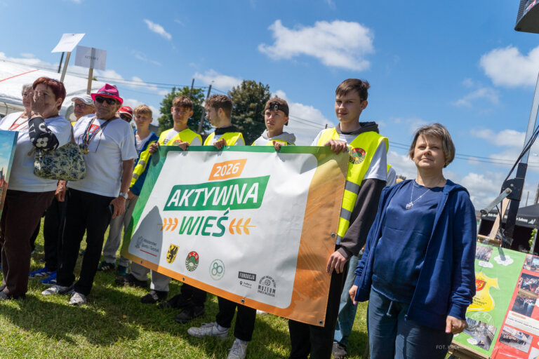 IV Wojewódzka Spartakiada Sportów Ludowych Seniorów 60+ AKTYWNA WIEŚ 2026 | Łebcz, 17 czerwca 2026 – zdjęcie 11