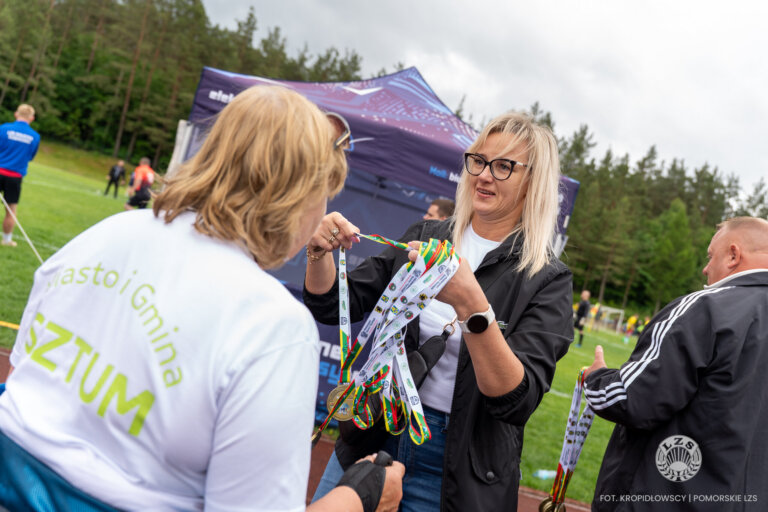 700 sportowców świętowało 80-lecie LZS na Pomorzu. Jubileuszowe igrzyska w Lini za nami – zdjęcie 38