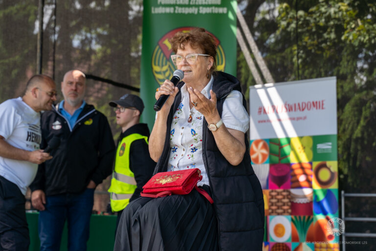 IV Wojewódzka Spartakiada Sportów Ludowych Seniorów 60+ AKTYWNA WIEŚ 2026 | Łebcz, 17 czerwca 2026 – zdjęcie 40