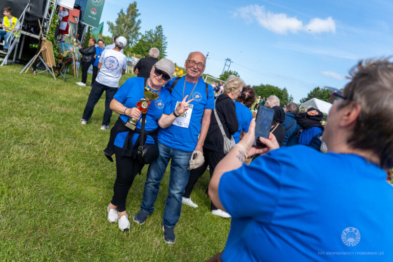 IV Wojewódzka Spartakiada Sportów Ludowych Seniorów 60+ AKTYWNA WIEŚ 2026 | Łebcz, 17 czerwca 2026 – zdjęcie 57