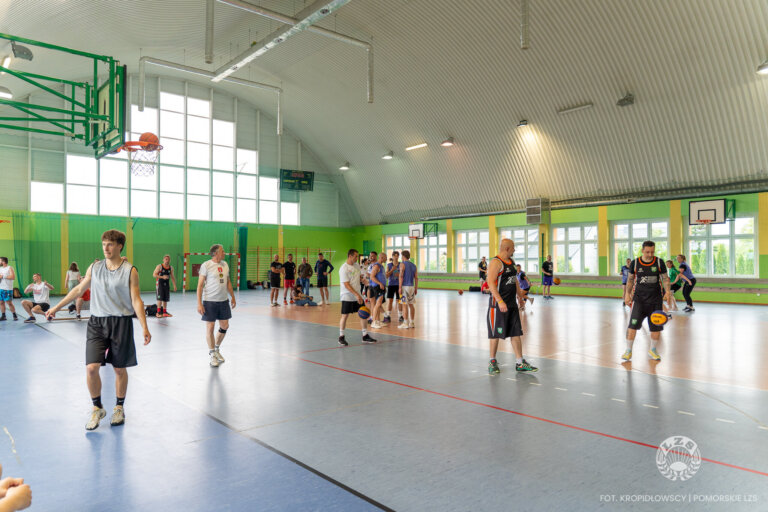 700 sportowców świętowało 80-lecie LZS na Pomorzu. Jubileuszowe igrzyska w Lini za nami – zdjęcie 7