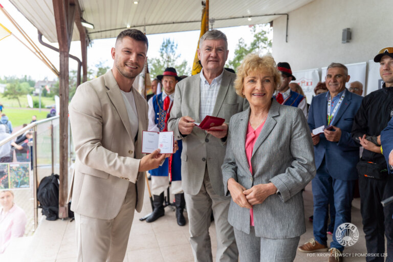 700 sportowców świętowało 80-lecie LZS na Pomorzu. Jubileuszowe igrzyska w Lini za nami – zdjęcie 72