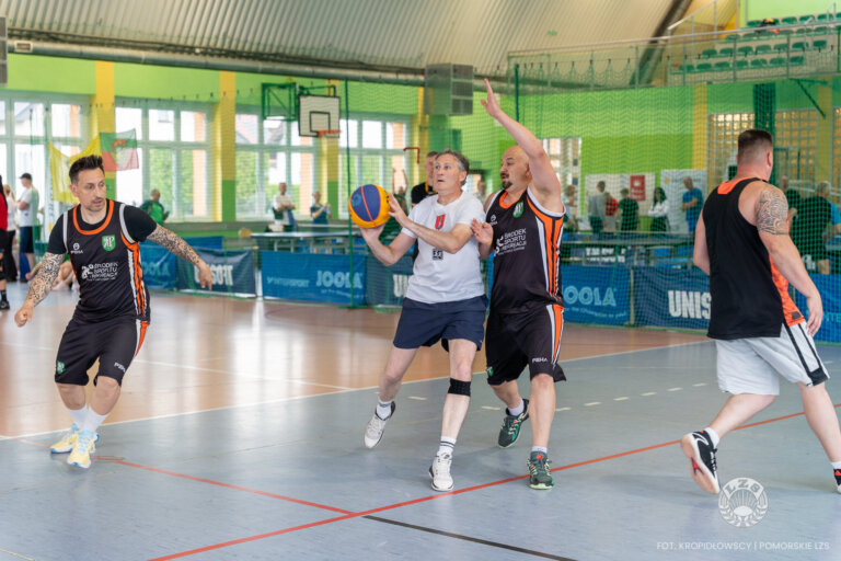 700 sportowców świętowało 80-lecie LZS na Pomorzu. Jubileuszowe igrzyska w Lini za nami – zdjęcie 9
