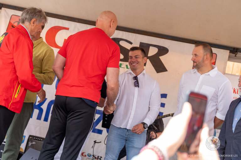 IX Wojewódzka Seniorada LZS w Skarszewach oraz Kociewska Wspólnota Pokoleń – zdjęcie 4
